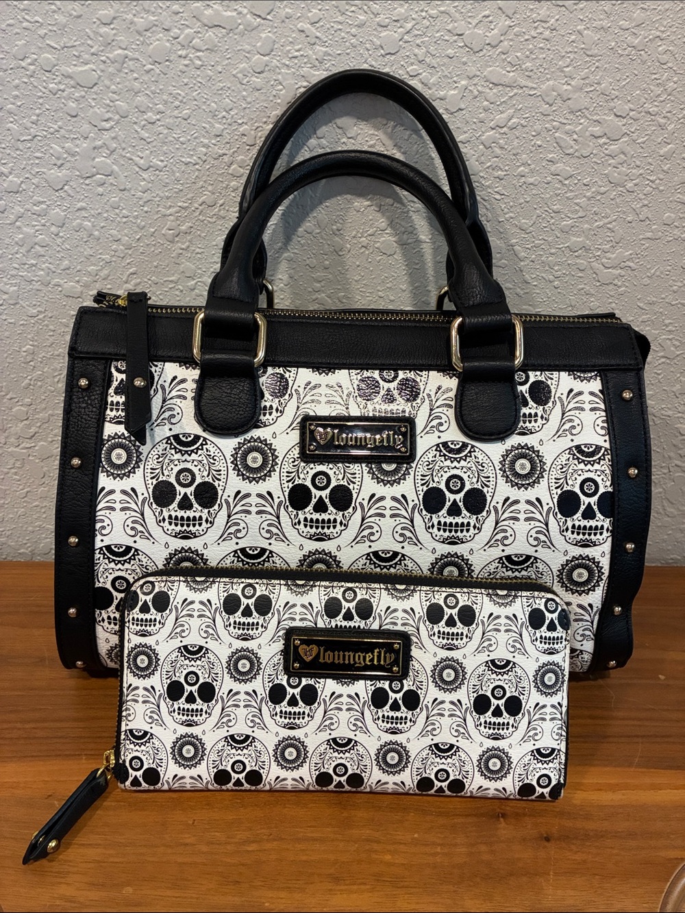 Loungefly Black & White Sugar Skull Set Purse & Wallet